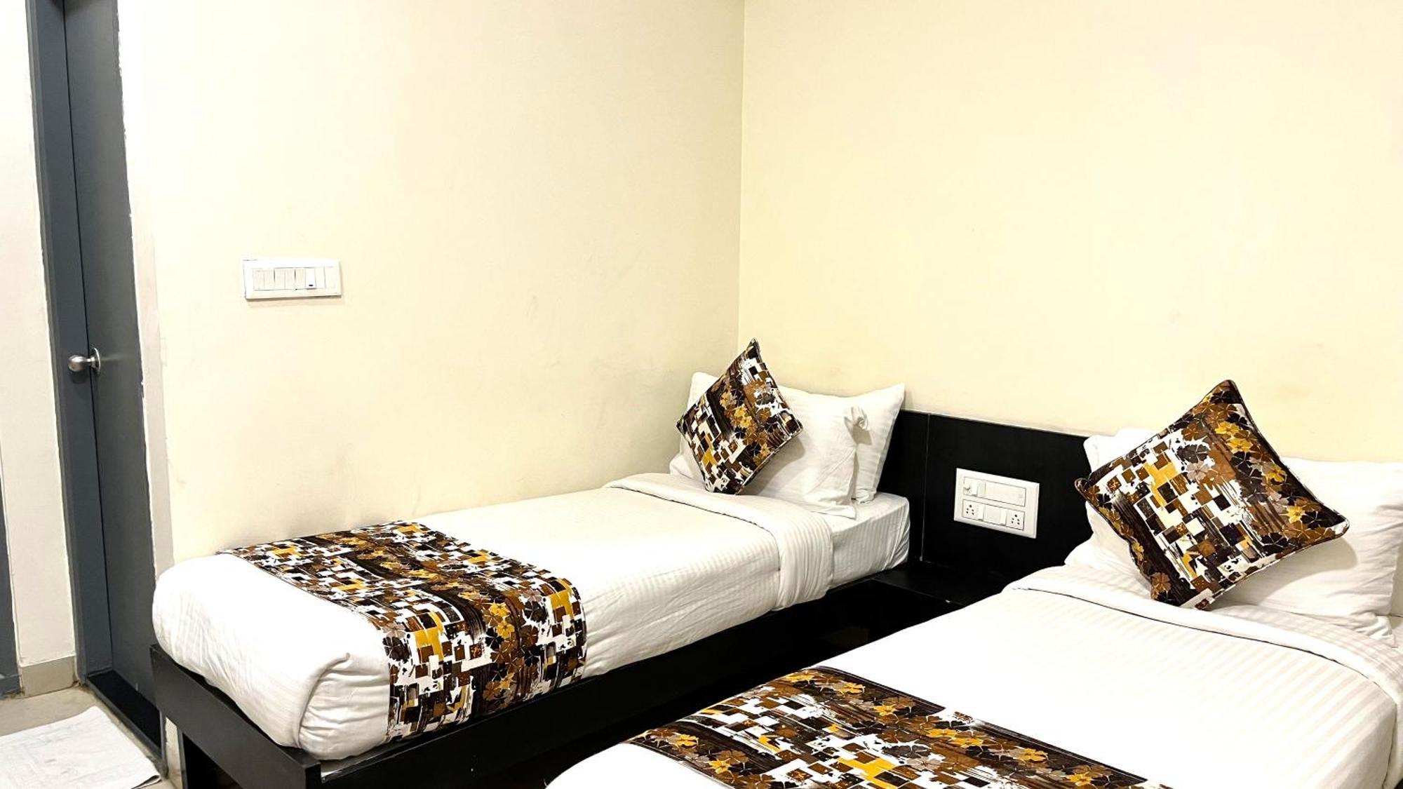 Athasri Hotel Hsr Layout Bangalore Exterior photo